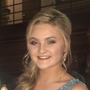 Meet your Posher, Abbie